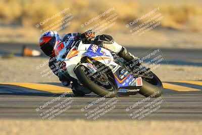 media/Nov-17-2024-CVMA (Sun) [[1fec520723]]/Race 18-Supersport Middleweight/